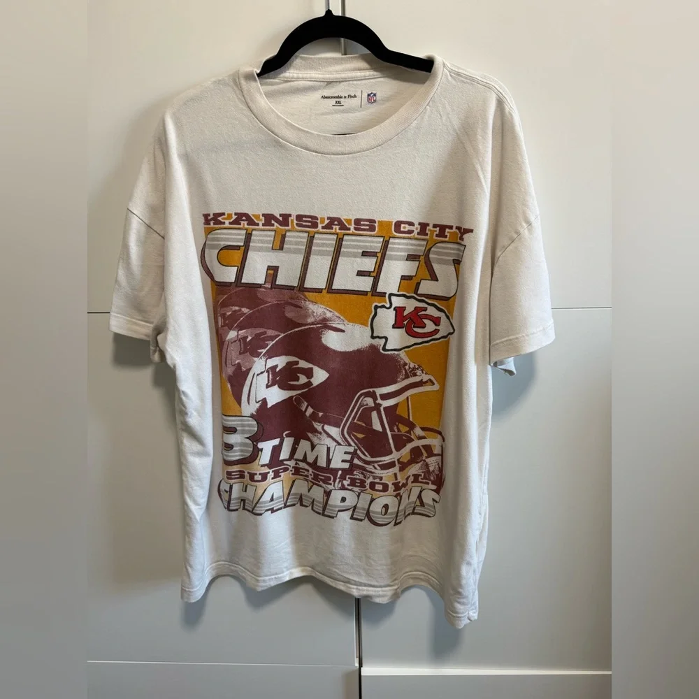 Abercrombie NFL Kansas City Chiefs Shirt - Picture 1 of 4